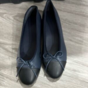Navy & Black Cap Toe Ballet Flats | Classic Two-Tone Round Toe | Size 40